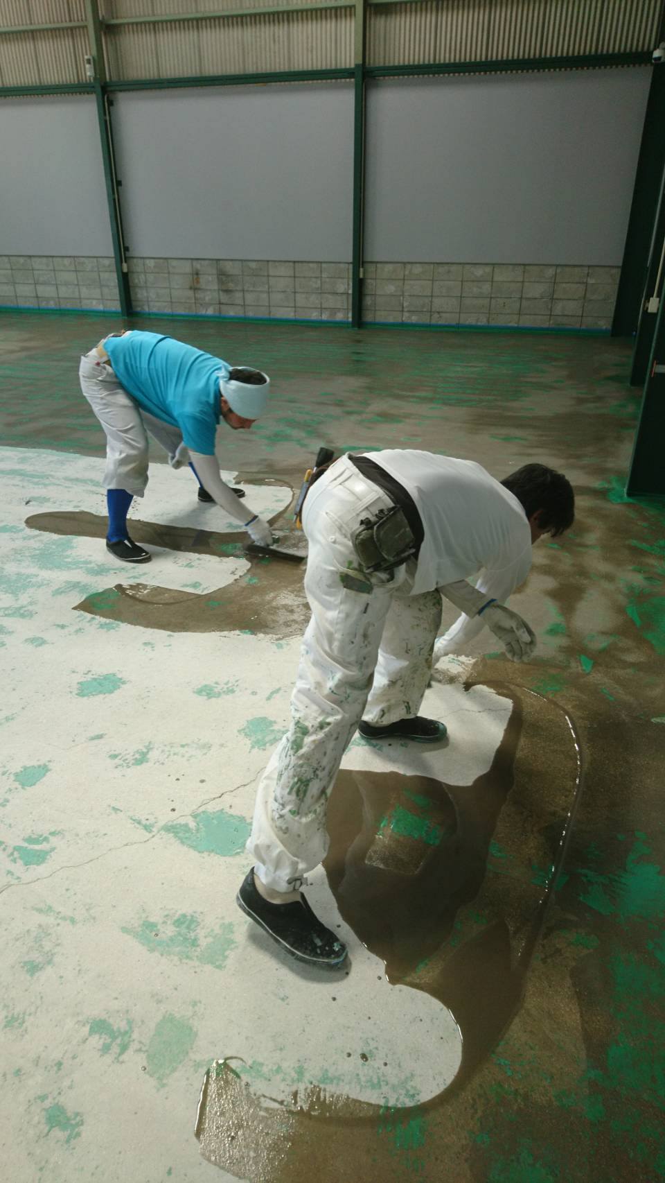 倉庫や車庫・工場の床の塗装